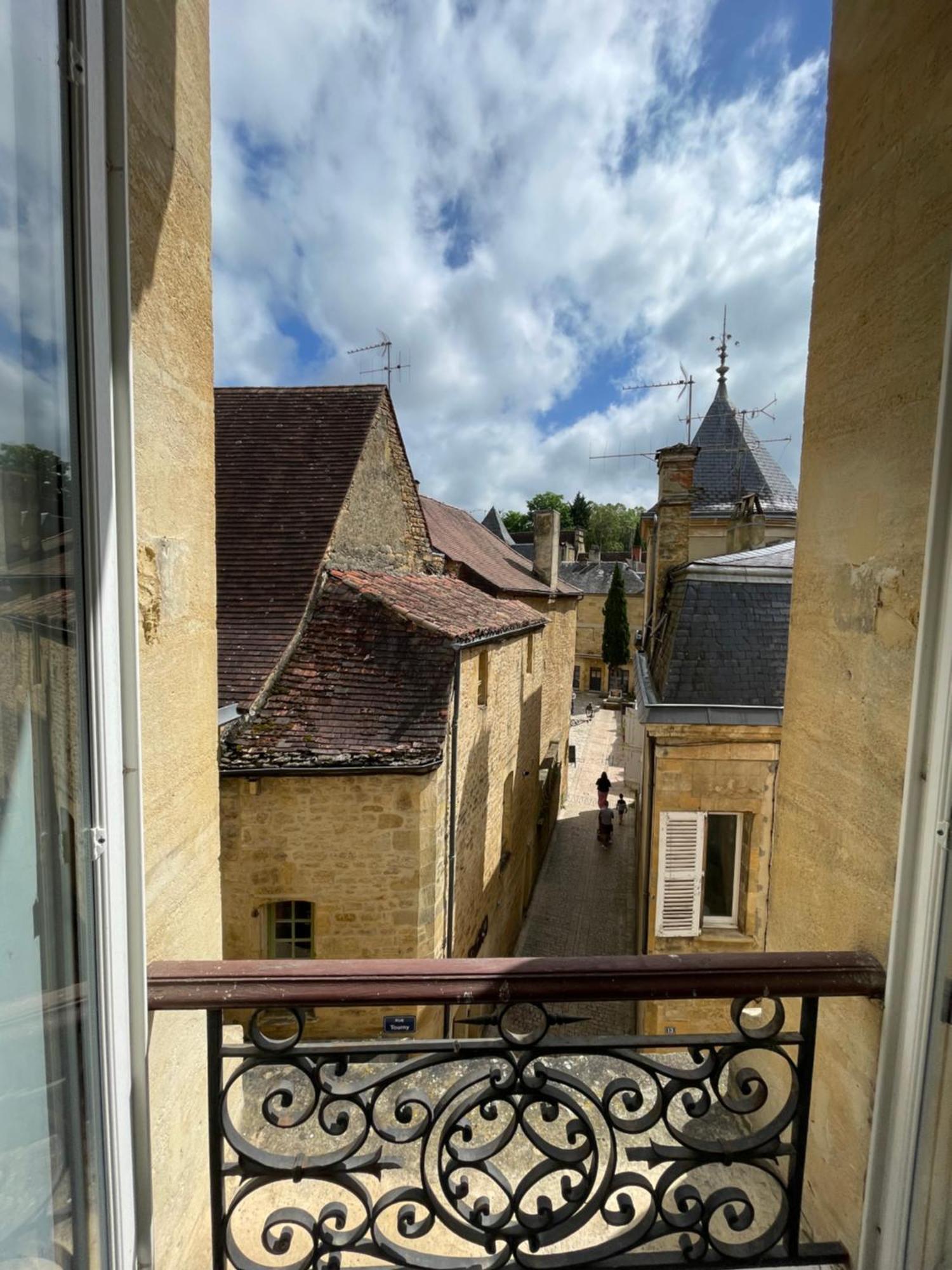 Ferienwohnung Au Coeur Du Centre Historique De Sarlat Exterior foto